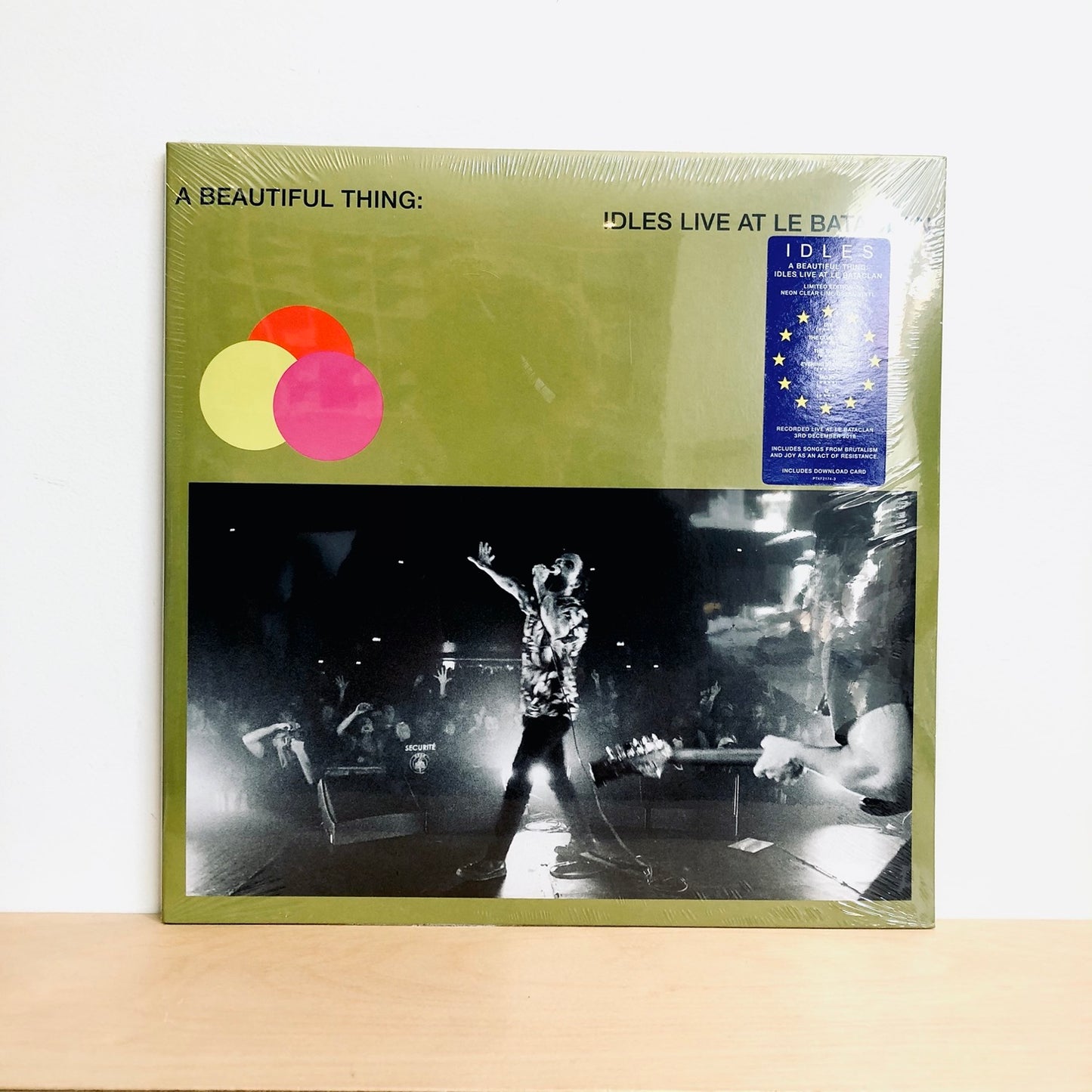 Idles - A Beautiful Thing: Idles Live At The Bataclan. LP [Green Sleeve w/ Clear Neon Lime Green Vinyl]