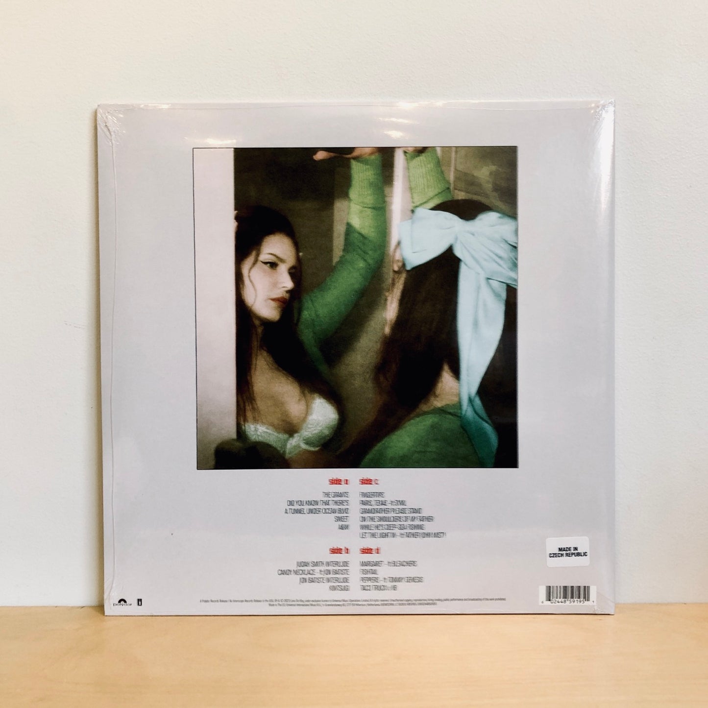 Lana Del Rey - Did You Know That There's A Tunnel Under Ocean Blvd. 2LP [Limited Edition Green Vinyl + Alternative Artwork]