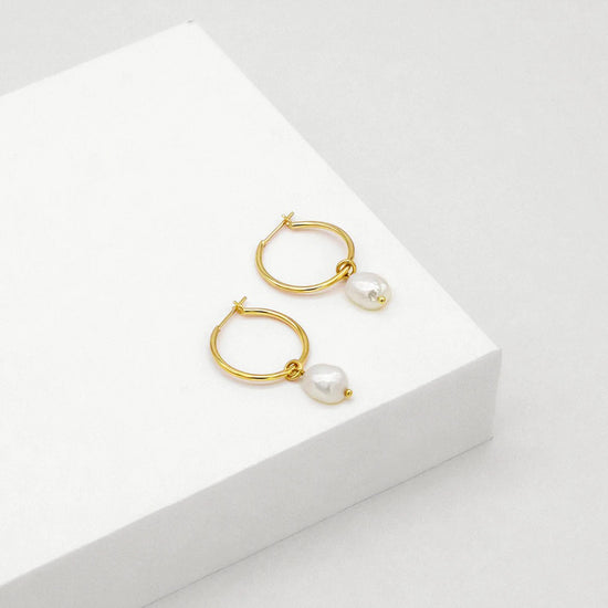 Linda Tahija - Baroque Pearl Willpower Hoop Earrings - Gold Plated