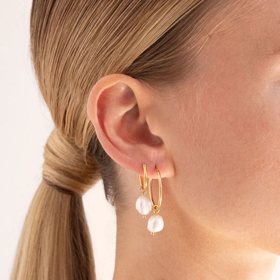 Linda Tahija - Baroque Pearl Willpower Hoop Earrings - Gold Plated