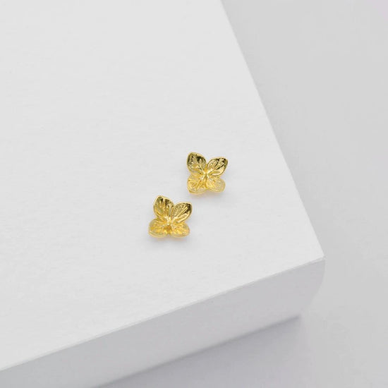 Linda Tahija - Hydrangea Stud Earring - Gold Plated