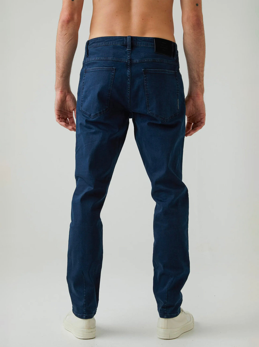 Neuw - Ray Tapered Jean - Nordic Blue