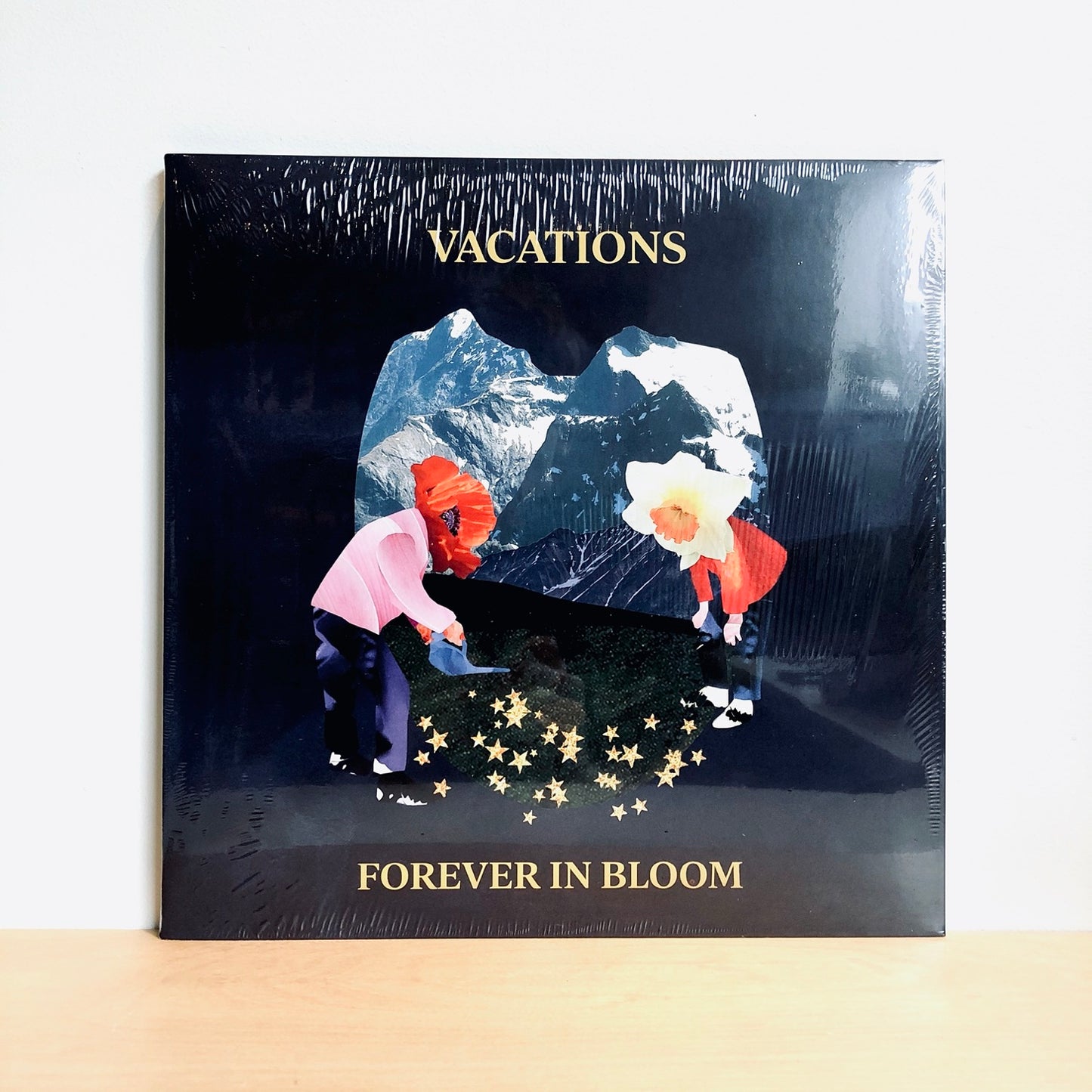 Vacations - Forever In Bloom. LP [Translucent Yellow/Blue splatter Vinyl Edition]